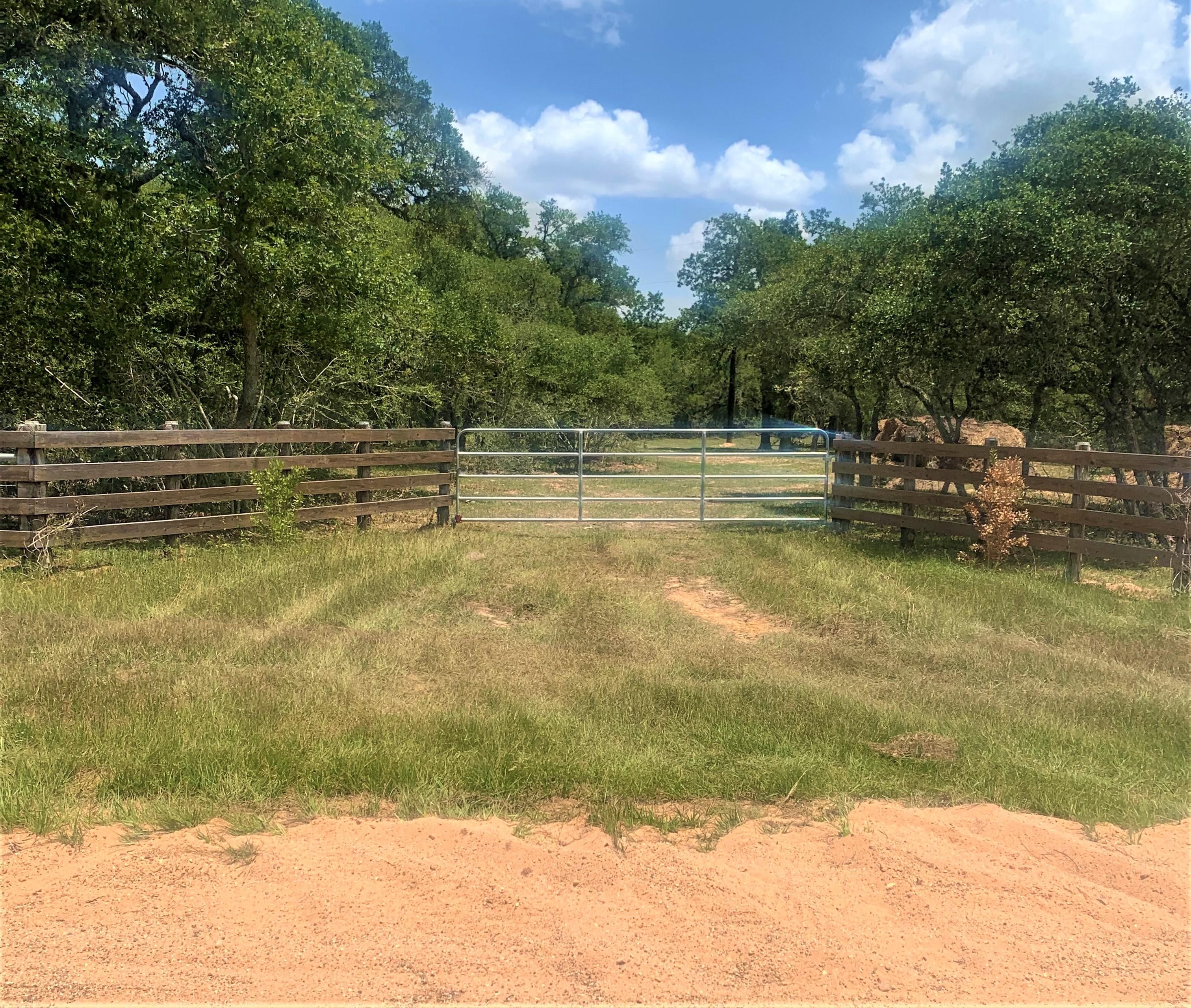 11 acres in Lavaca County, Texas