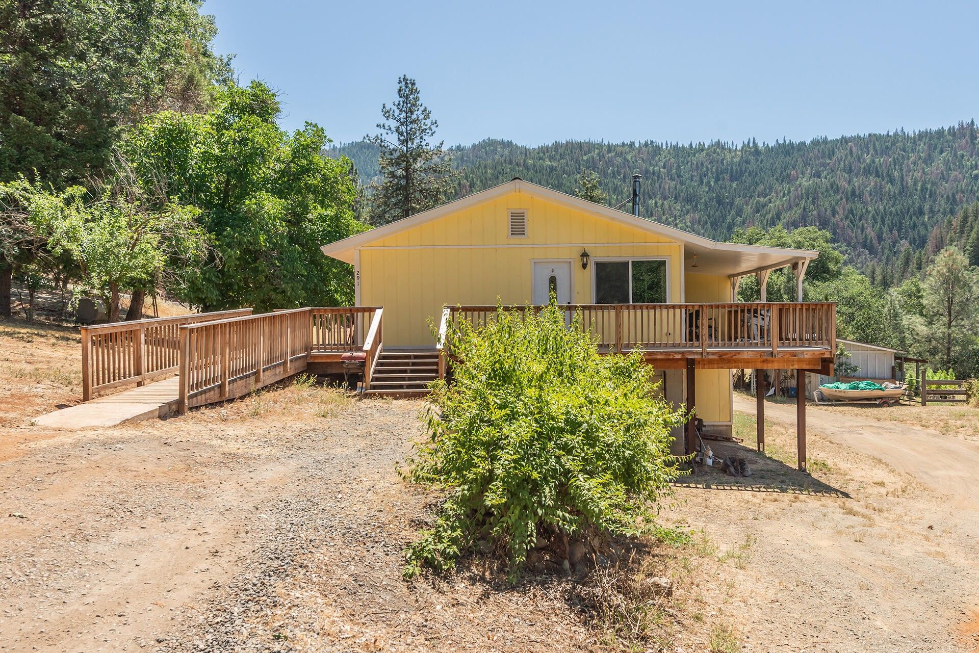 Residential Single Family Douglas City, CA