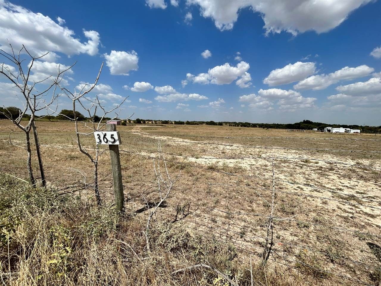 10 acres in Hill County, Texas