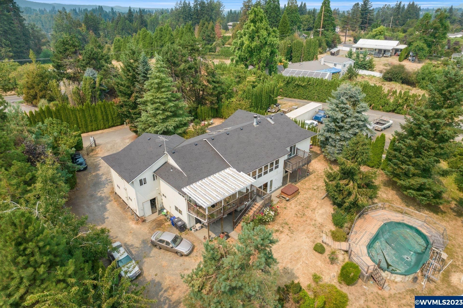 6.01 acres in Clackamas County, Oregon