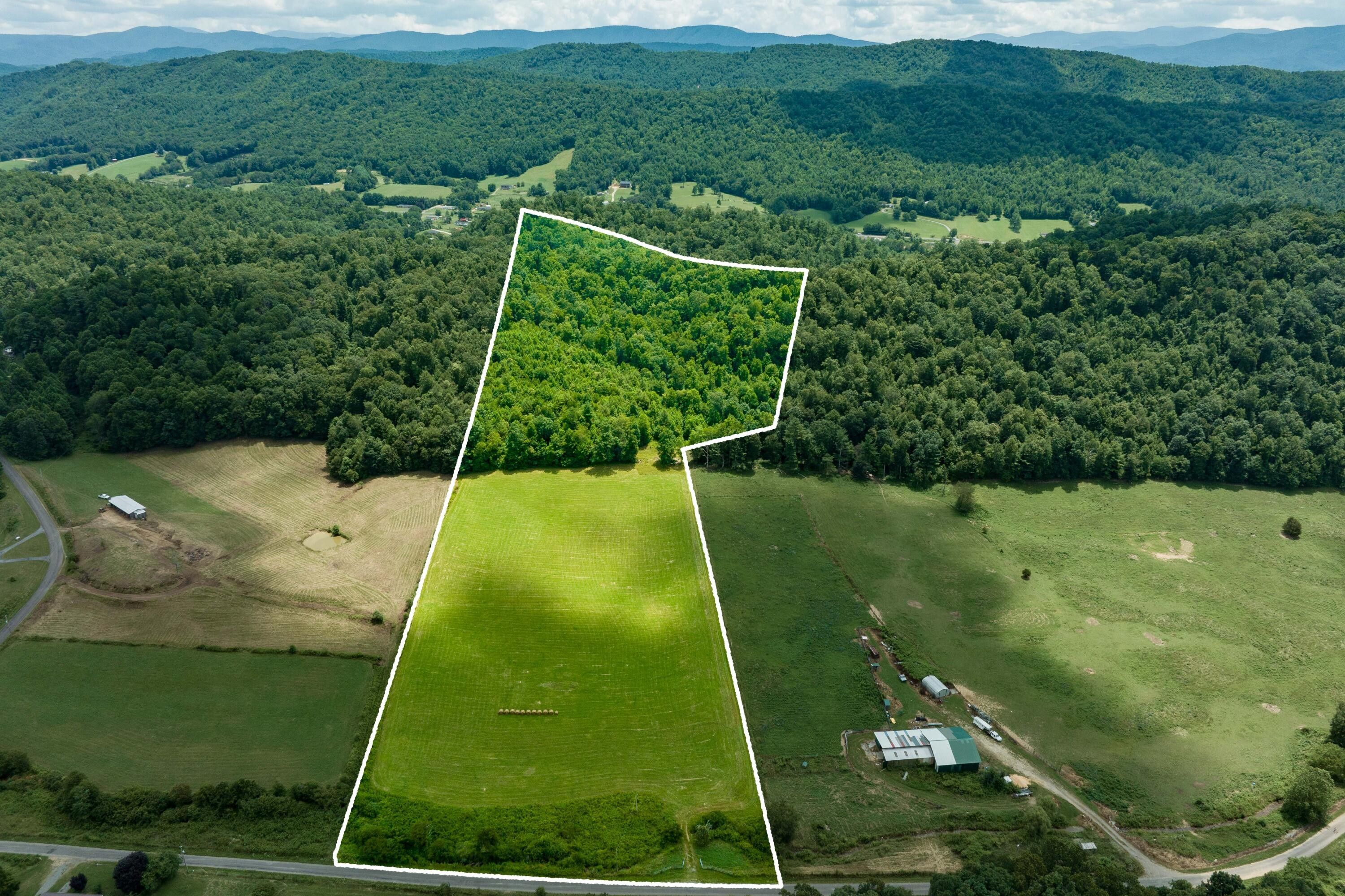 19.05 acres in Johnson County, Tennessee