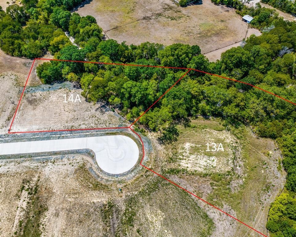 2.41 acres in Ellis County, Texas