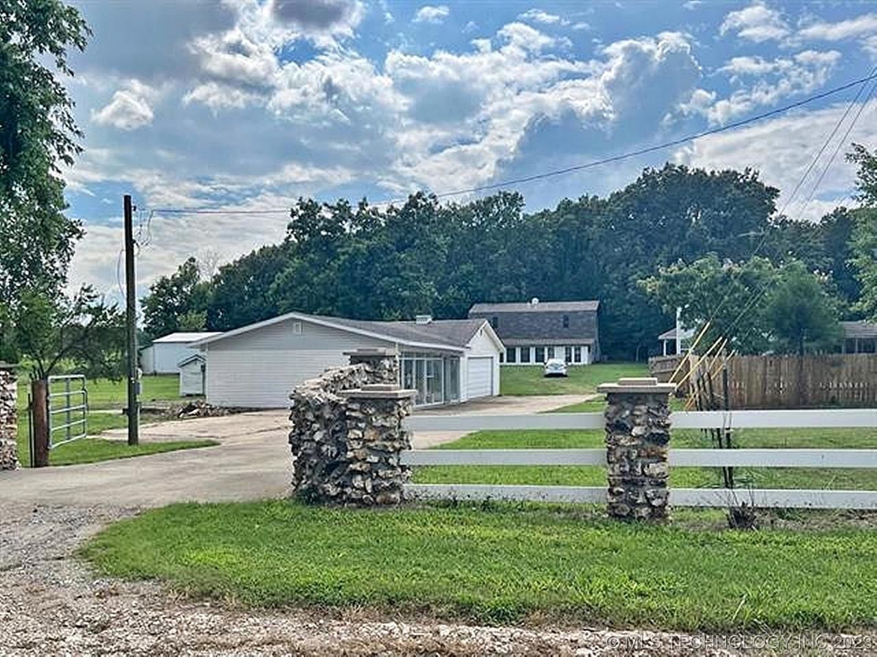 10.49 acres in Cherokee County, Oklahoma