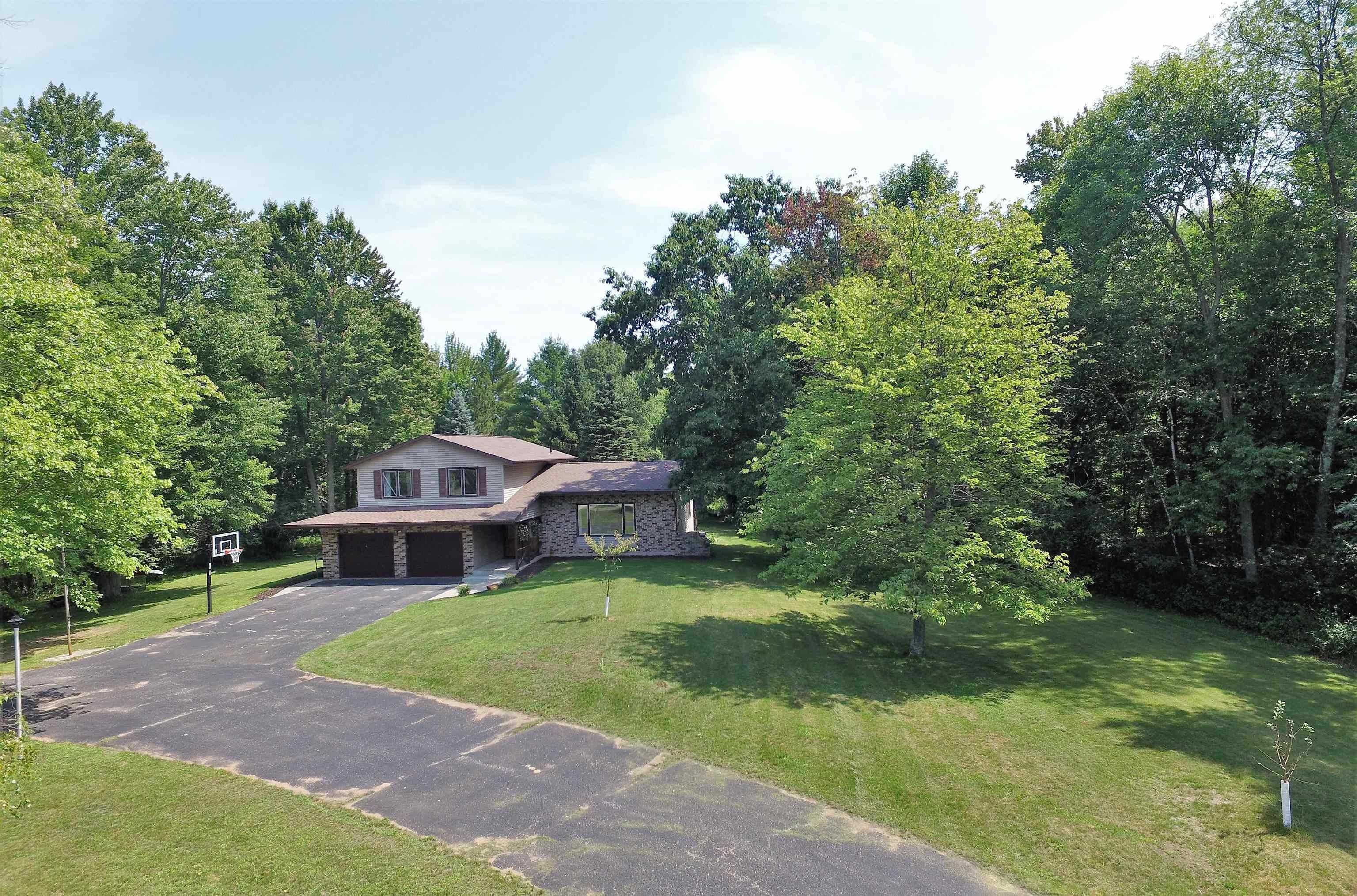 3.37 acres in County, Wisconsin