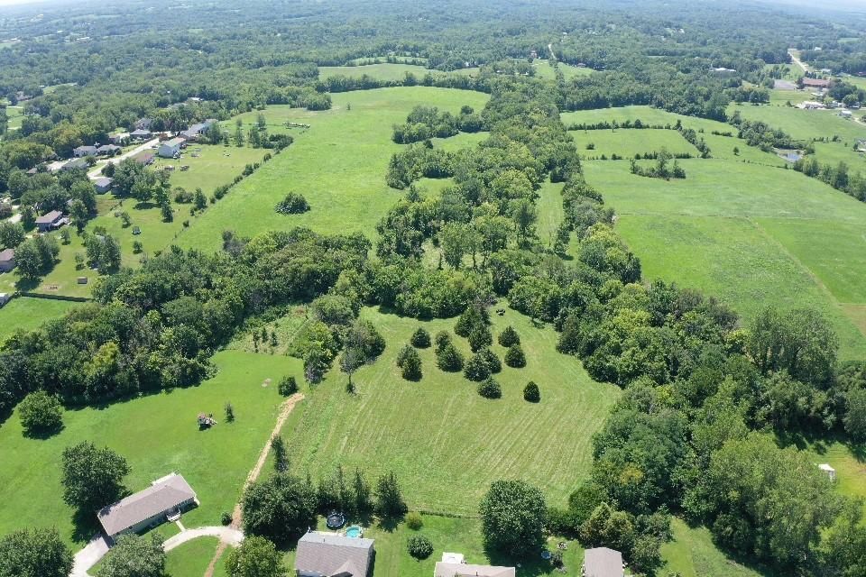 34 acres in Ray County, Missouri