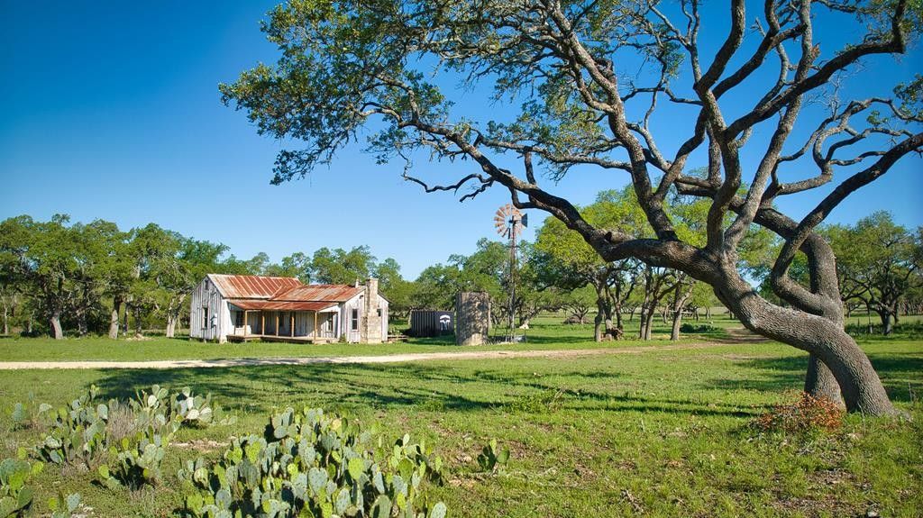 38.24 acres in Blanco County, Texas