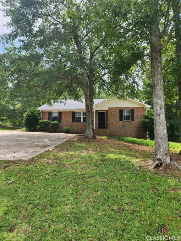 1 acres in Clarke County,