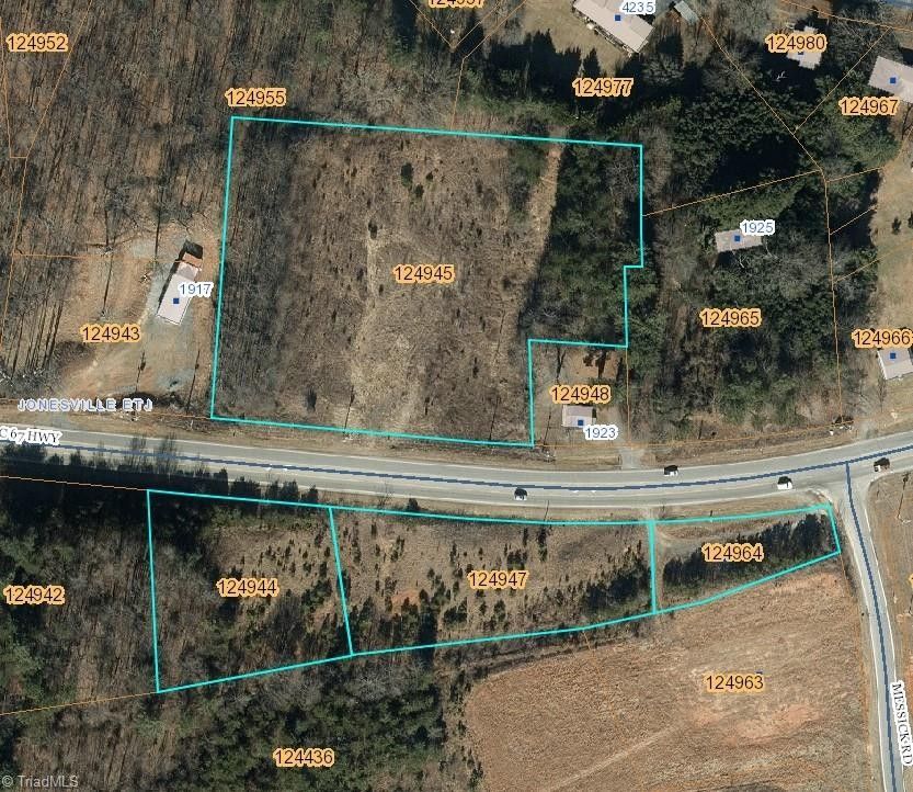 4.87 acres in Yadkin County, North Carolina