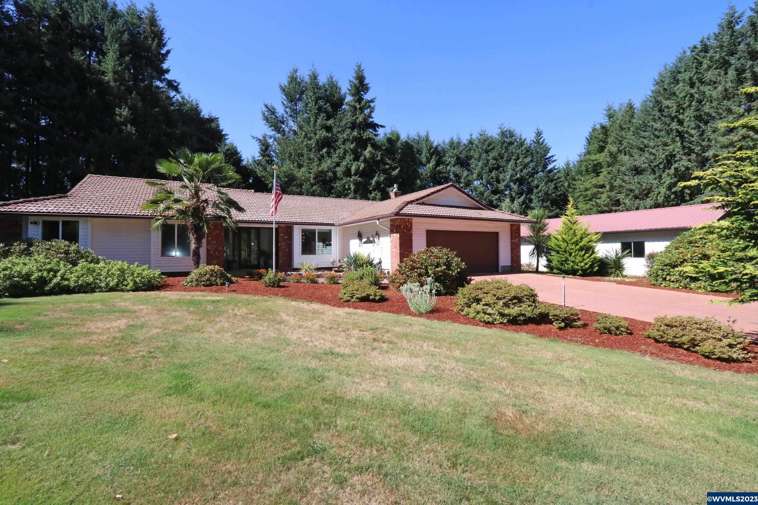 1.5 acres in Marion County, Oregon