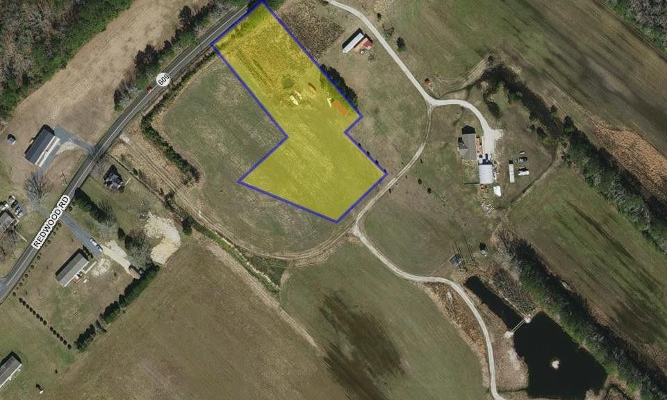 2 acres in County, Virginia