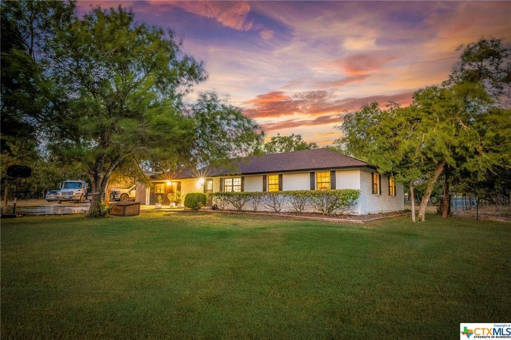 5 acres in Caldwell County, Texas