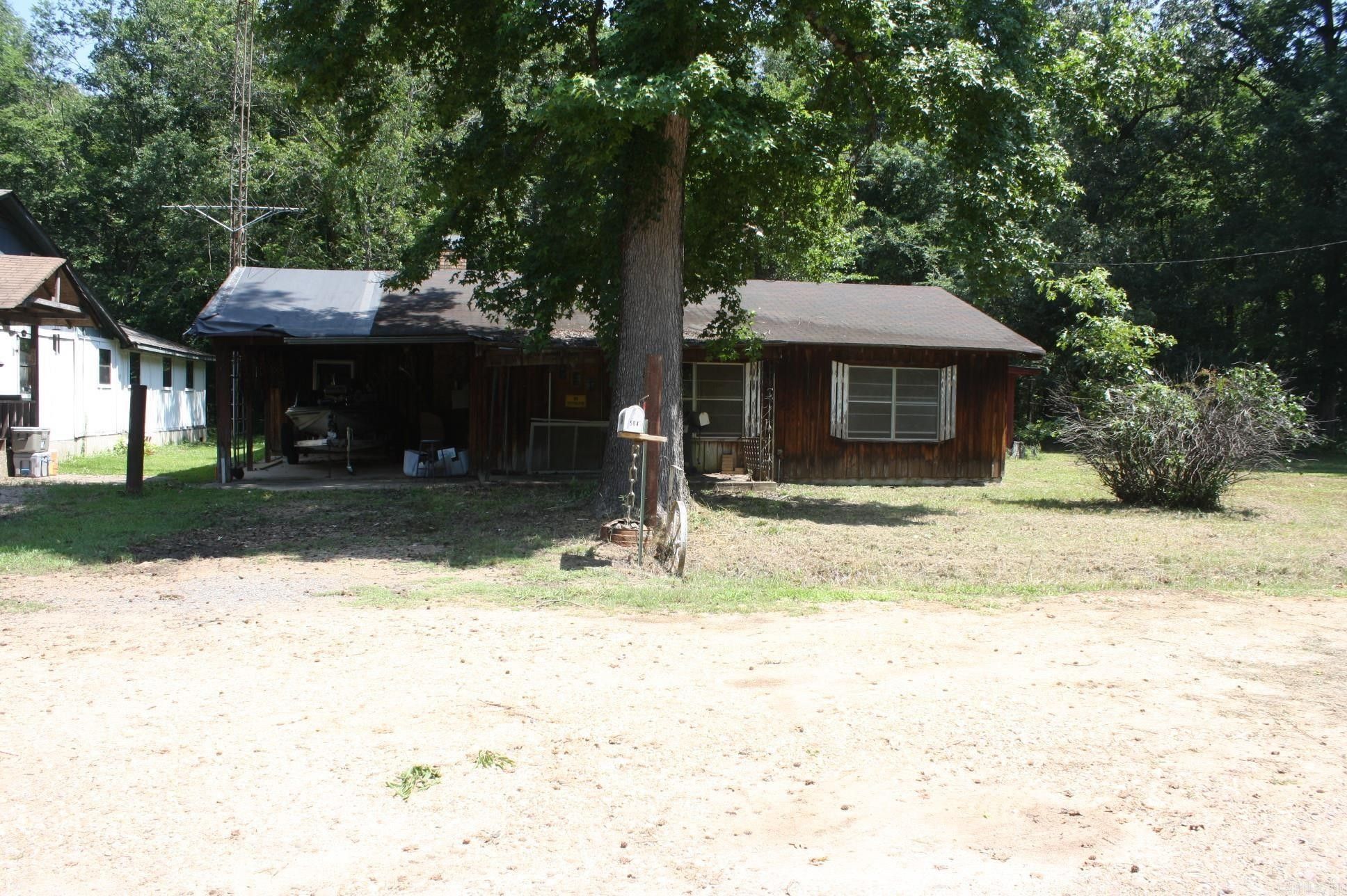 1 acres in Howard County, Arkansas