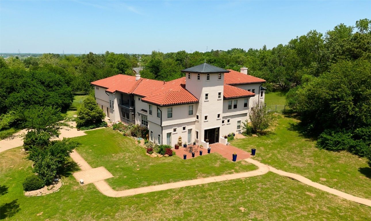 2 acres in Cleveland County, Oklahoma