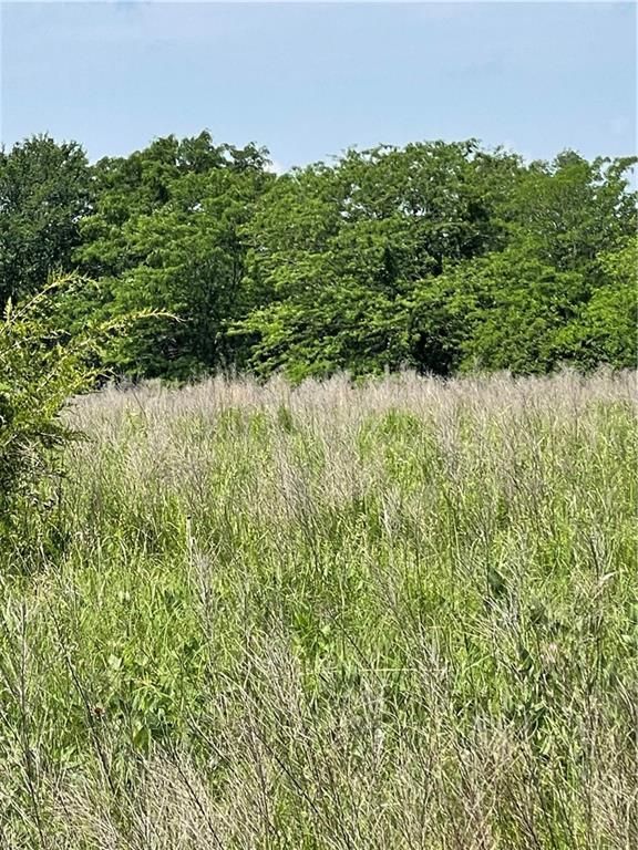 8.83 acres in Miami County, Kansas