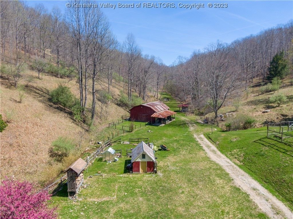 100 acres in Lincoln County, West Virginia