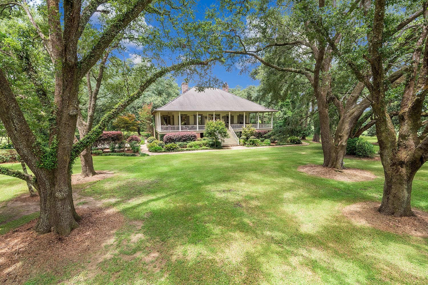 100 acres in Saint Tammany Parish, Louisiana