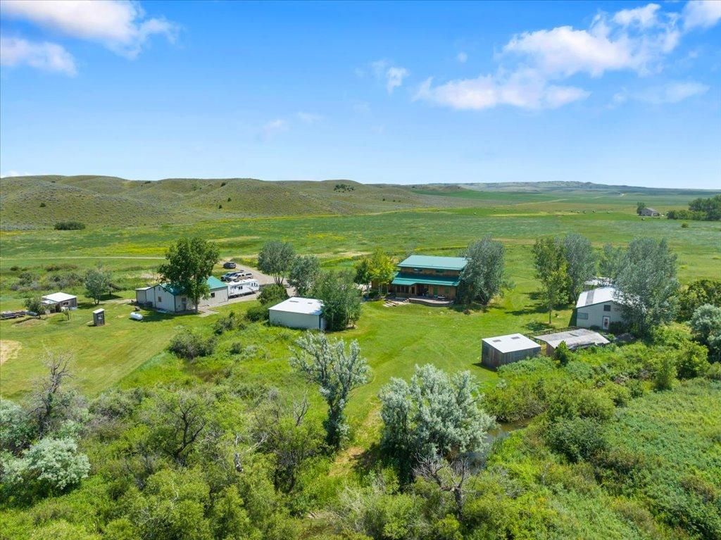 418 acres in Yellowstone County, Montana