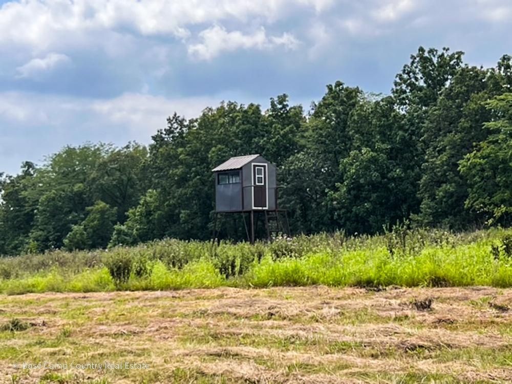 105 acres in Randolph County, Missouri