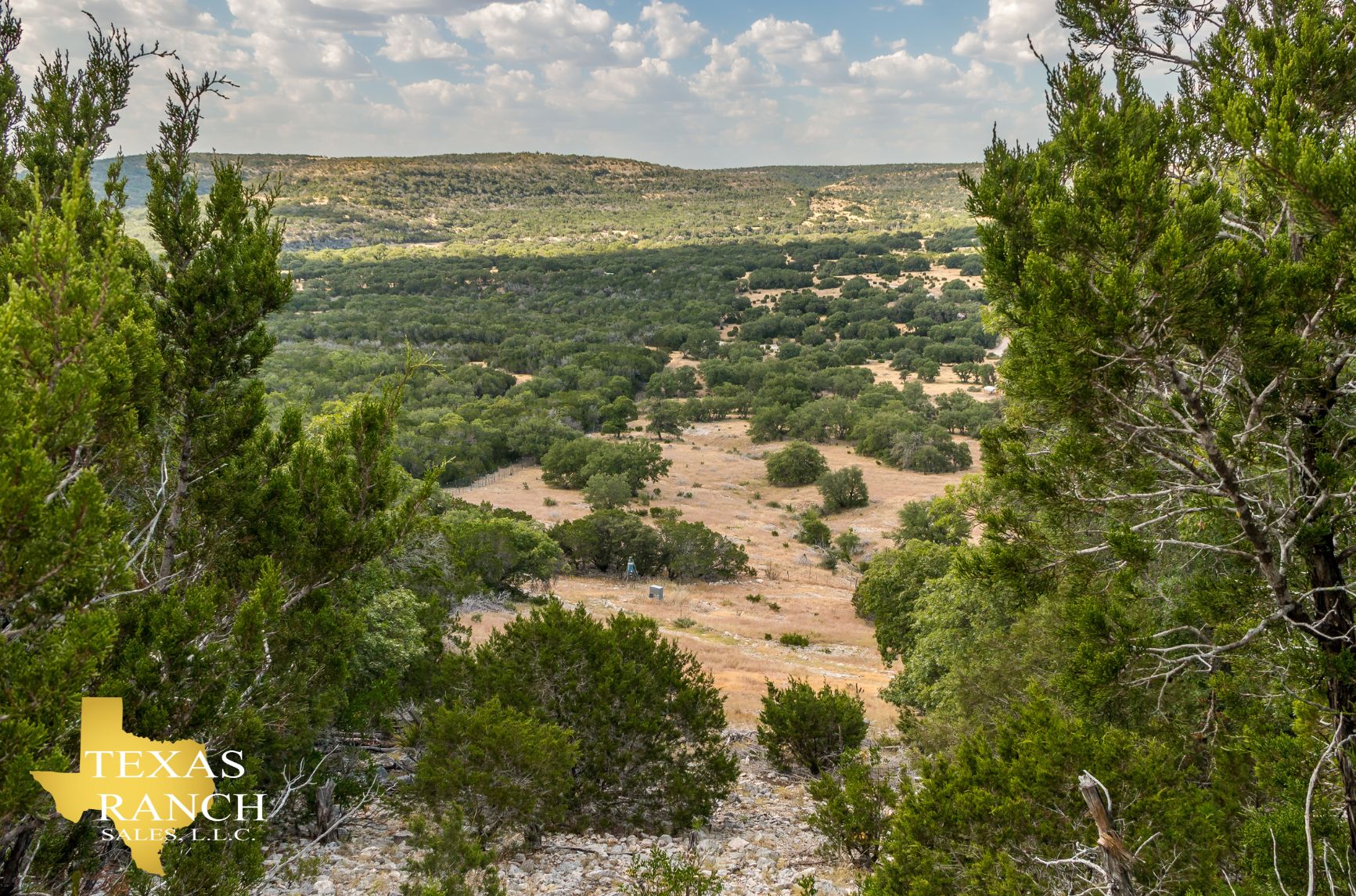 150 acres in Barksdale, TX, 78828