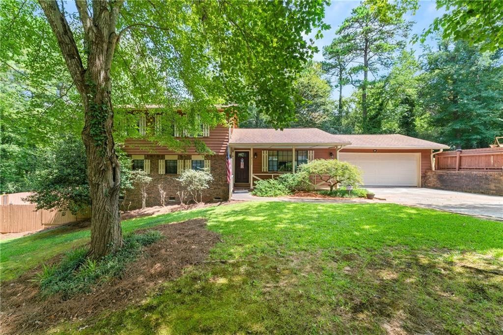 657 acres in Clayton County,