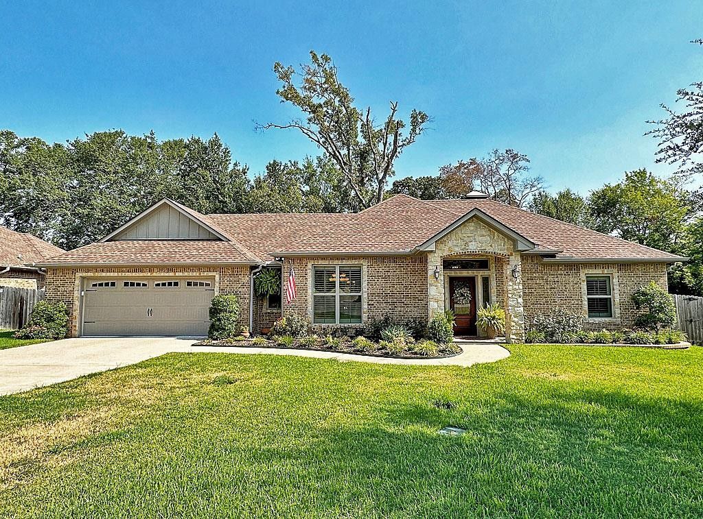 0.4 acres in Henderson County, Texas