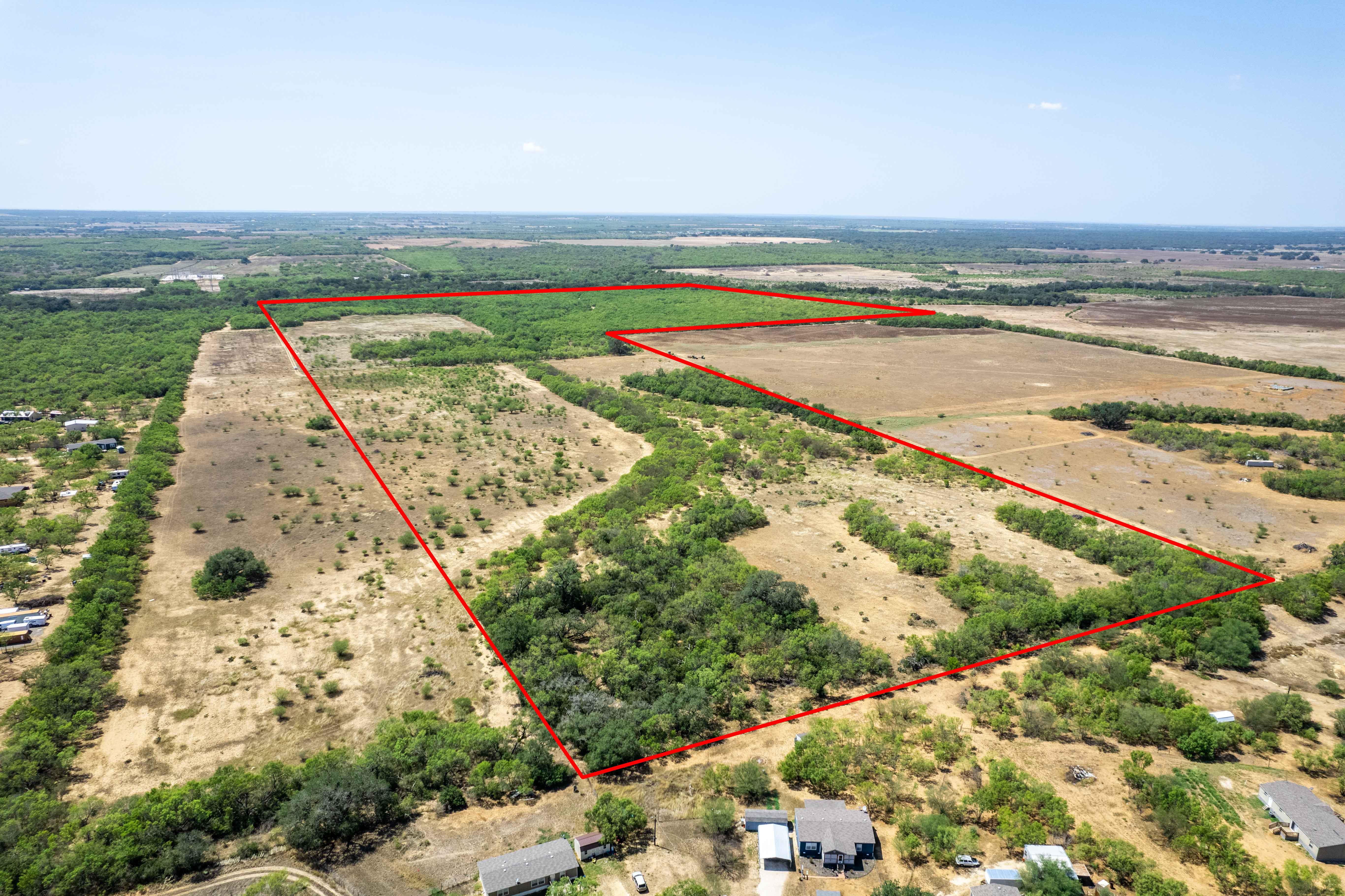 144 acres in Moore, TX, 78016