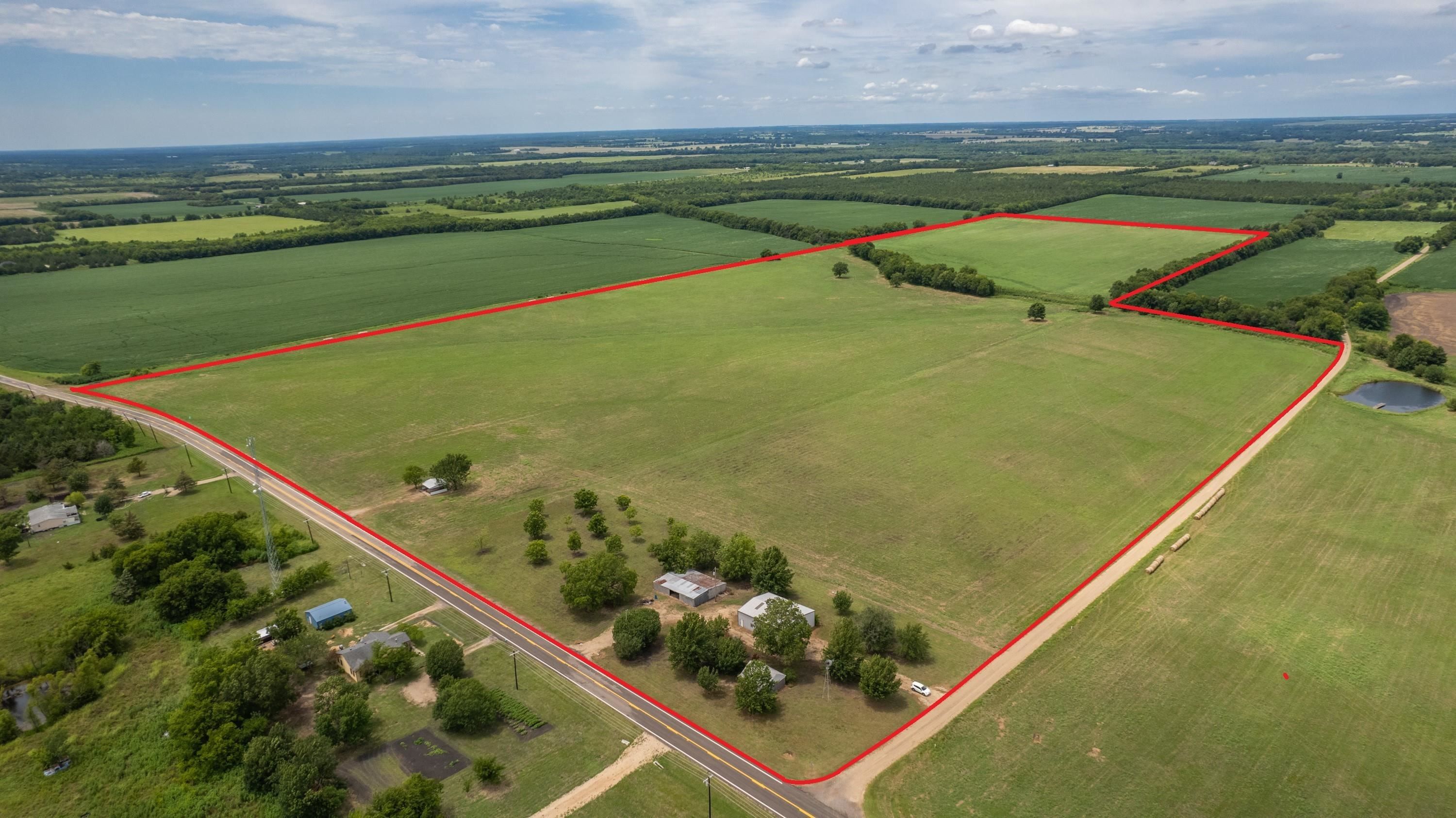 102 acres in Delta County, Texas