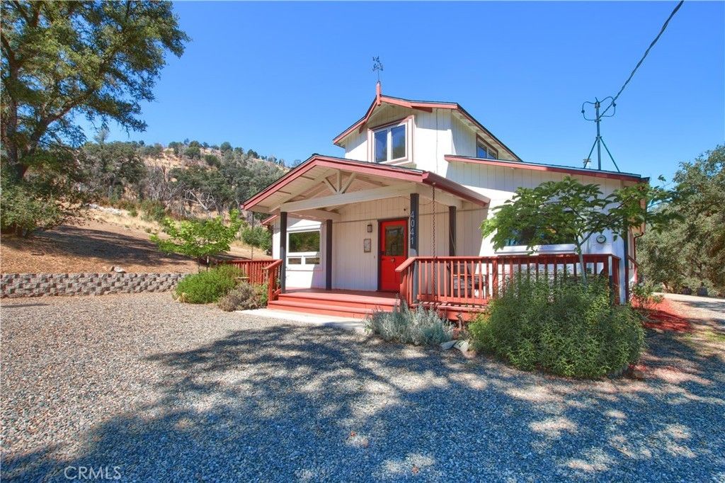 6.83 acres in Mariposa County, California