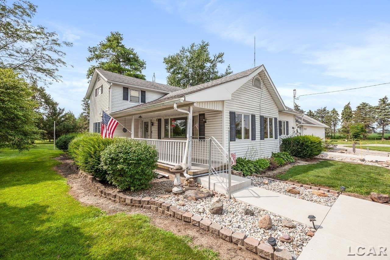 1.94 acres in Lenawee County, Michigan