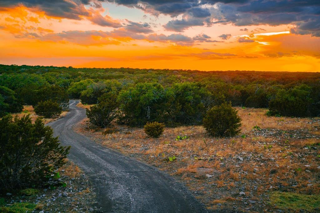 132 acres in Kerr County, Texas