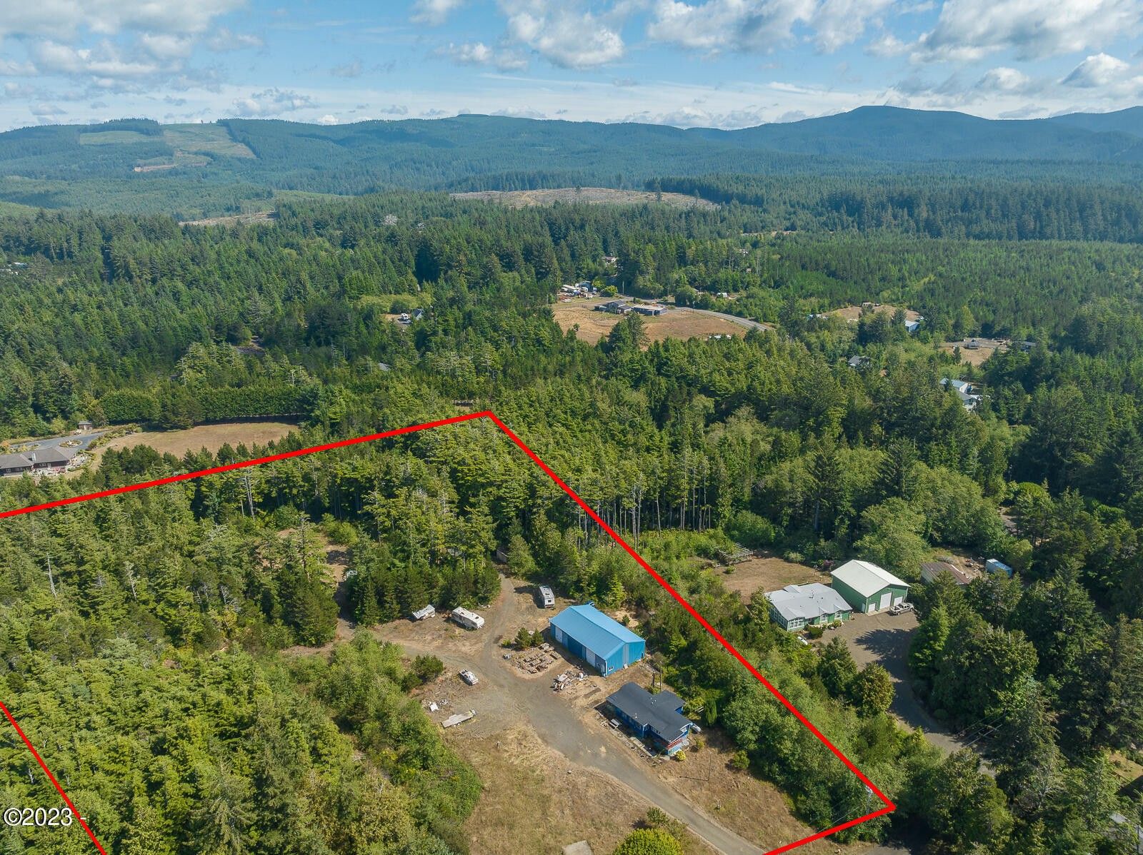 5.01 acres in Lincoln County, Oregon