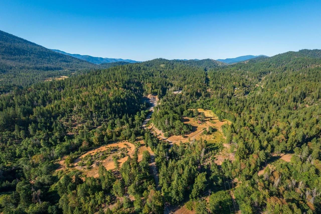 77 acres in Josephine County, Oregon