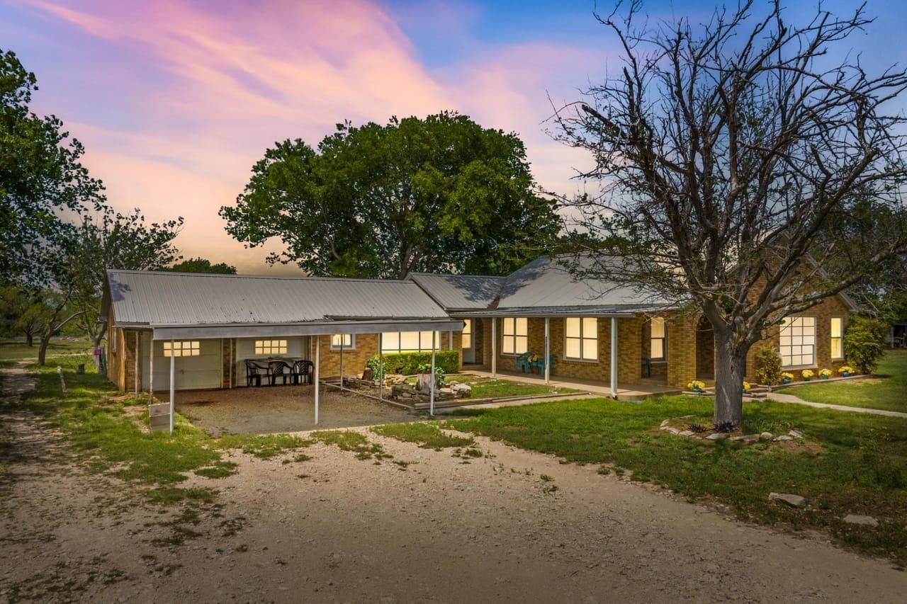 50 acres in Hamilton County, Texas