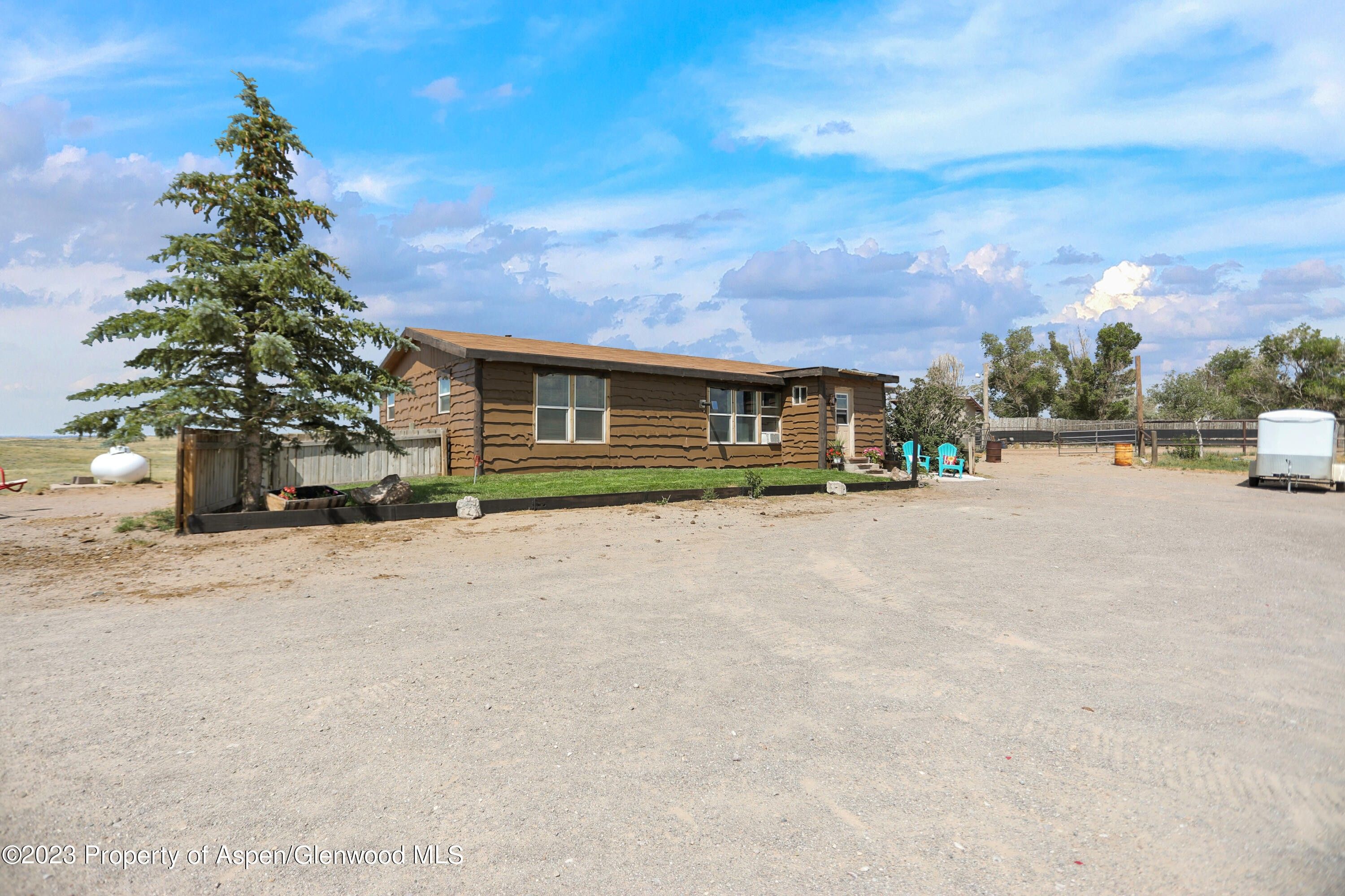 5 acres in Moffat County, Colorado