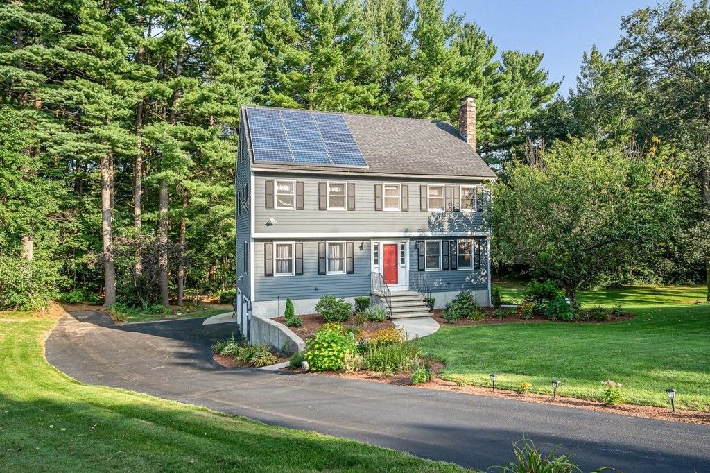 1.01 acres in Middlesex County, Massachusetts