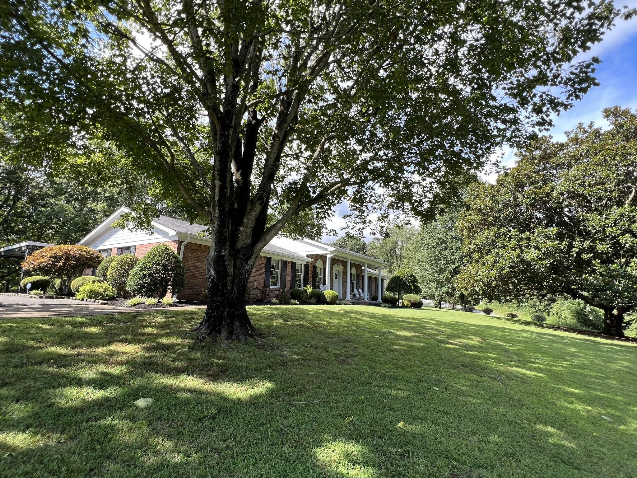 27.1 acres in Hickman County, Tennessee