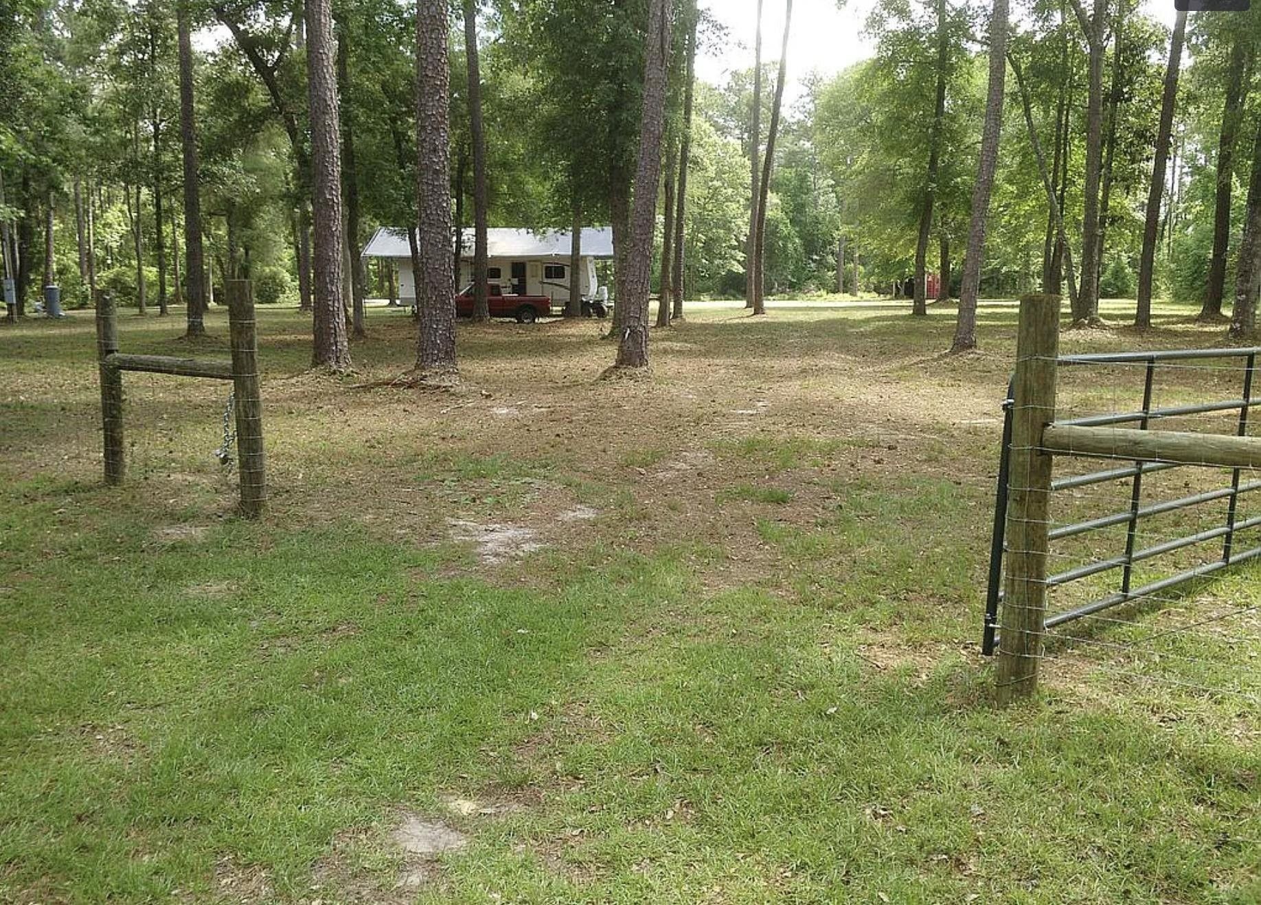 41 acres in Wayne County,