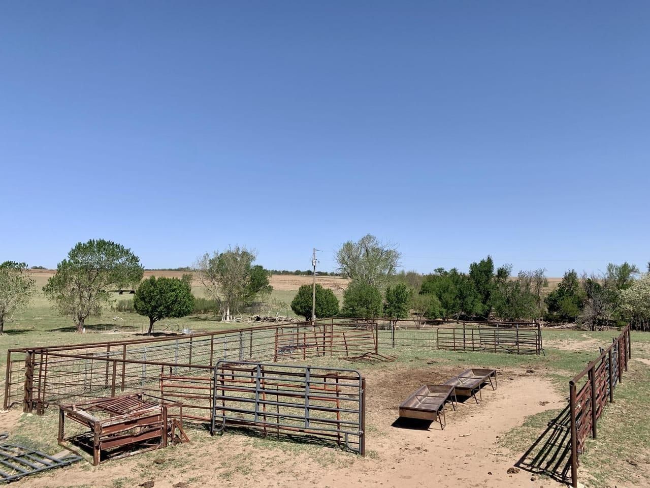 80 acres in Ellis County, Oklahoma