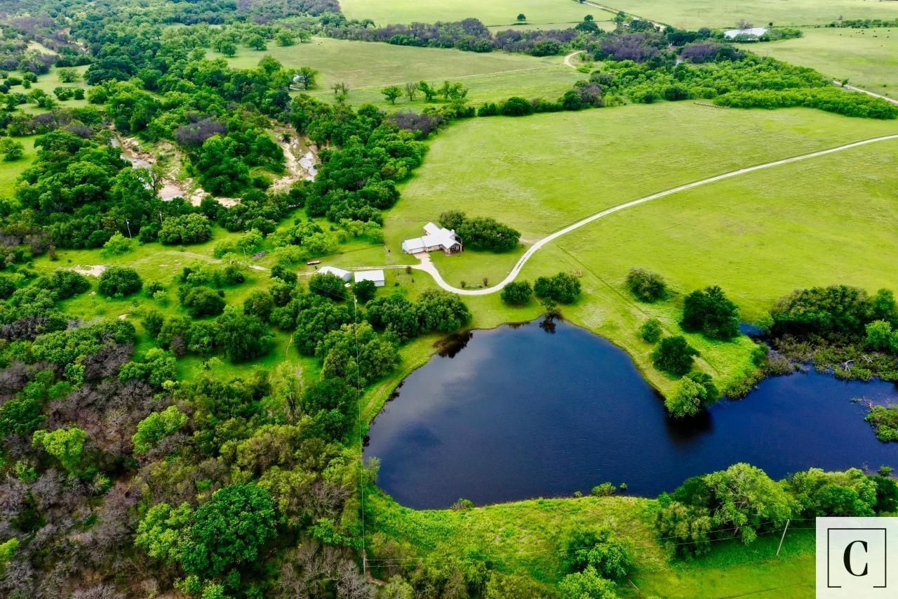 745 Rock Creek Rd, Mingus, TX 76463