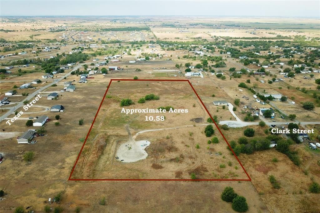 10.58 acres in Johnson County, Texas