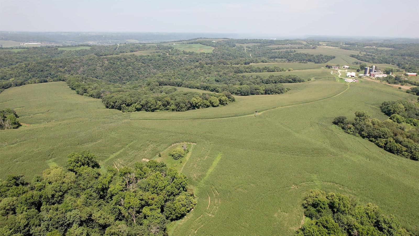220 acres in Grant County, Wisconsin