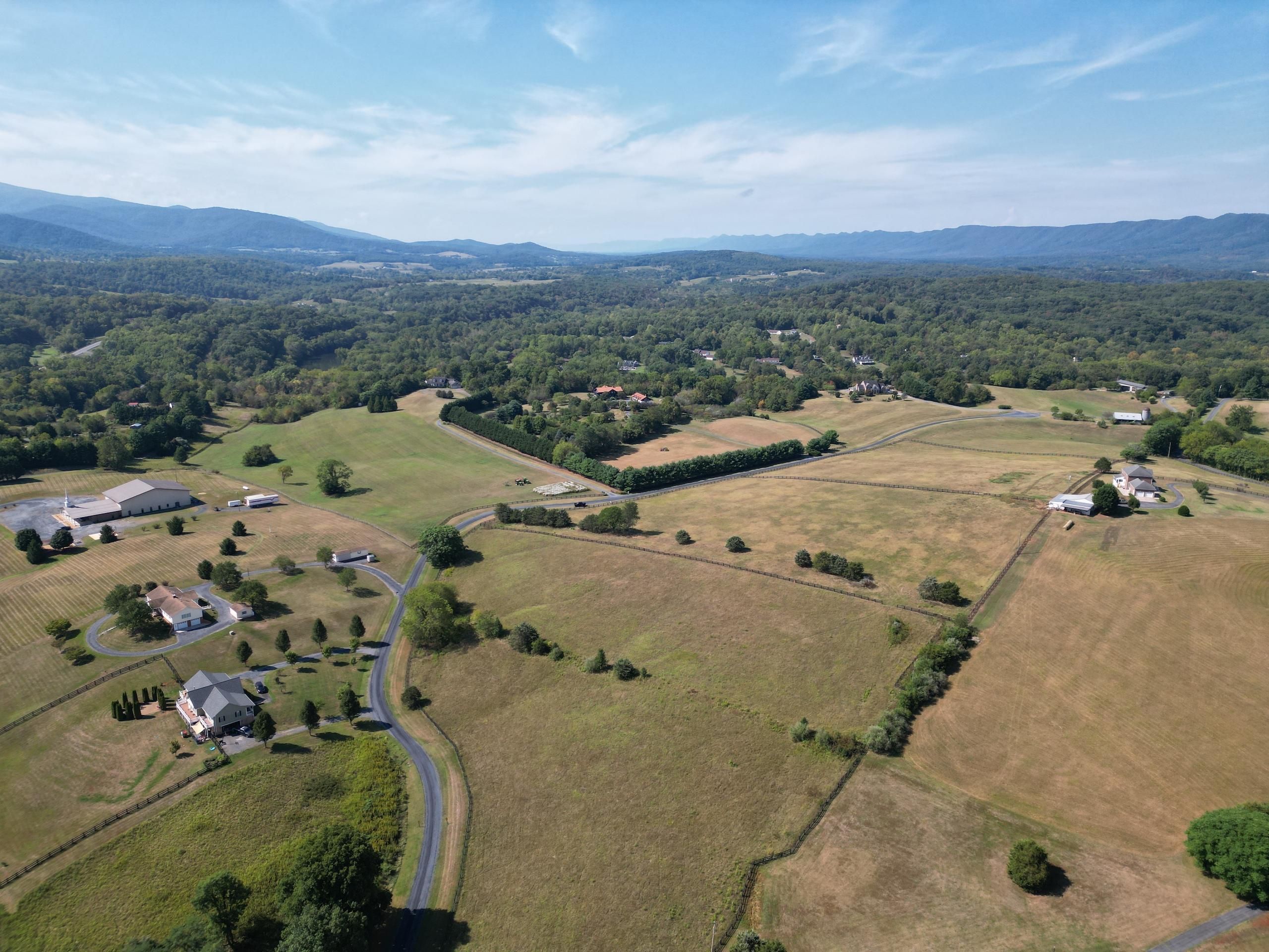 20 acres in Warren County, Virginia