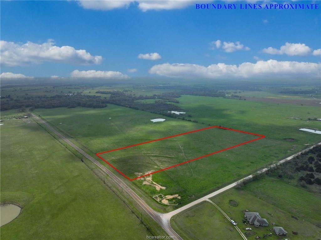 10 acres in Falls County, Texas