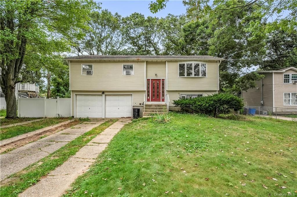 0.25 acres in Suffolk County, New York