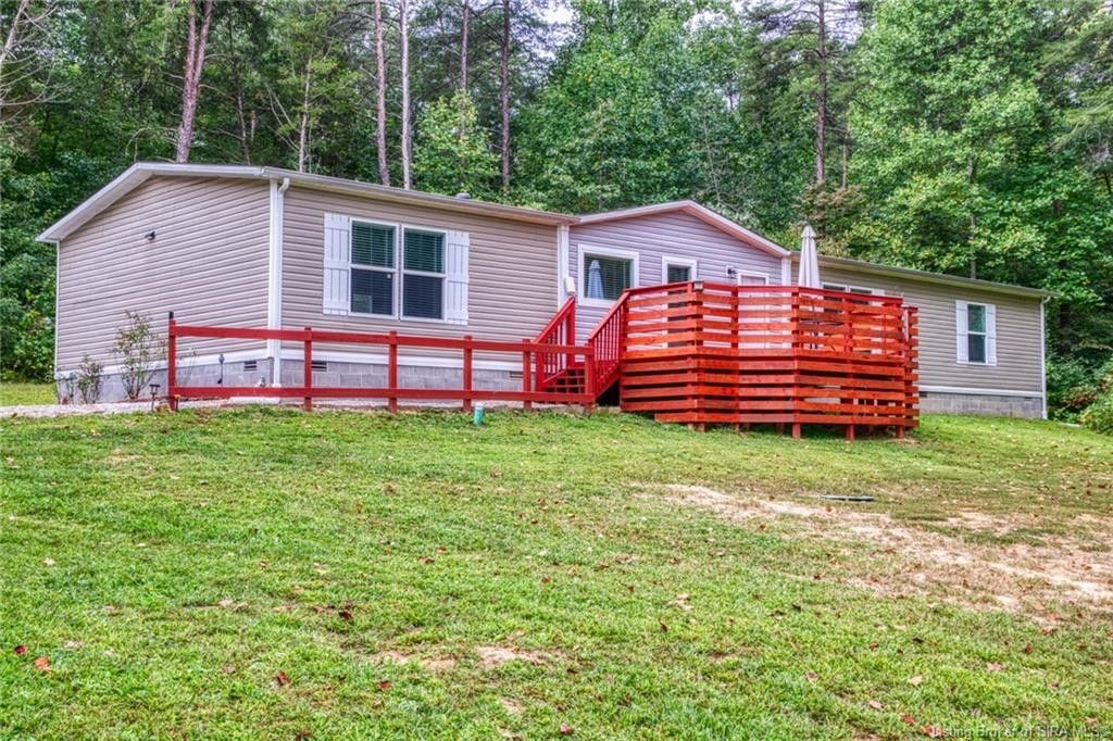 4 acres in Harrison County, Indiana