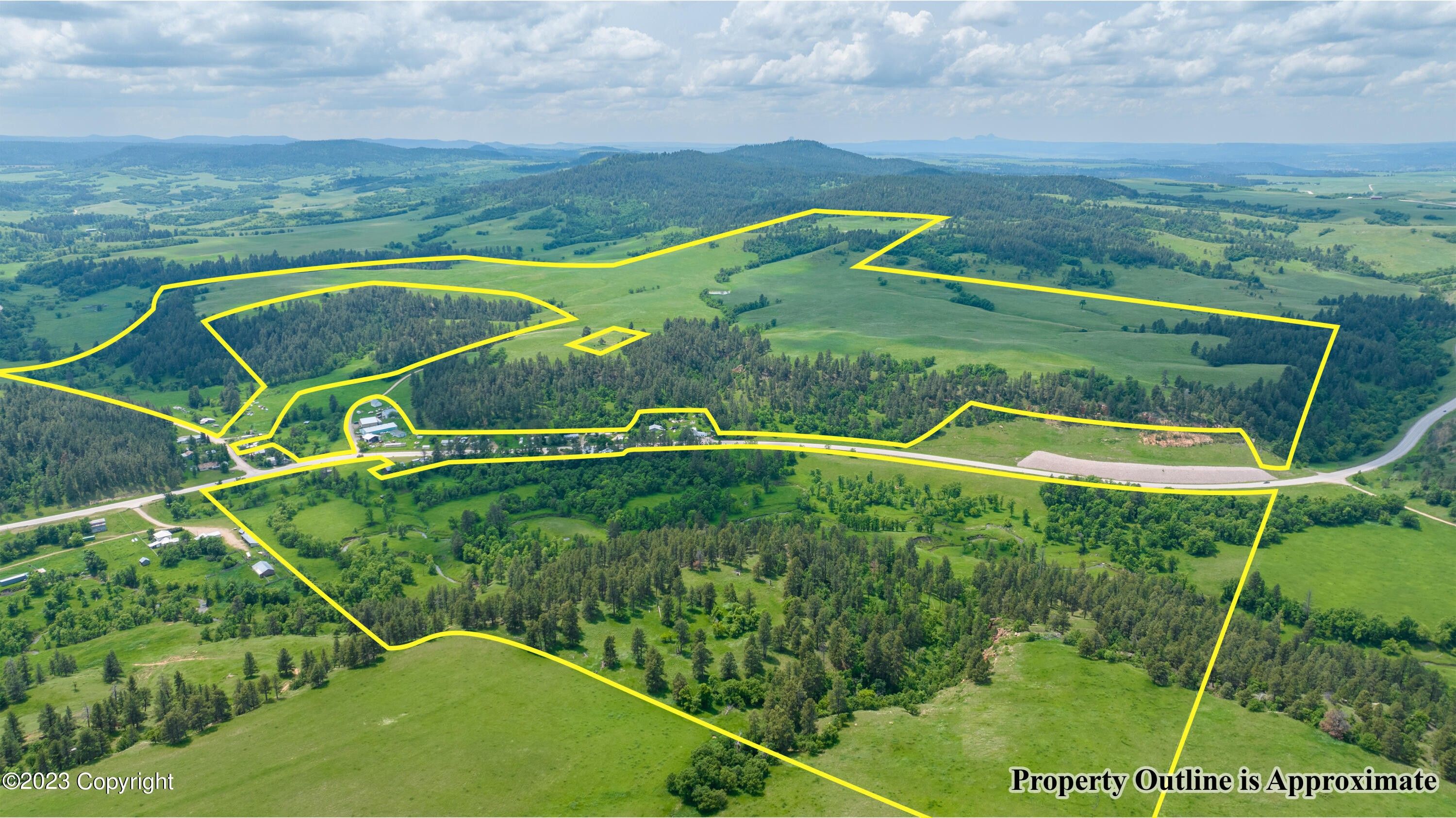 Ywbzillow Wyoming Land 84 - y416l2e