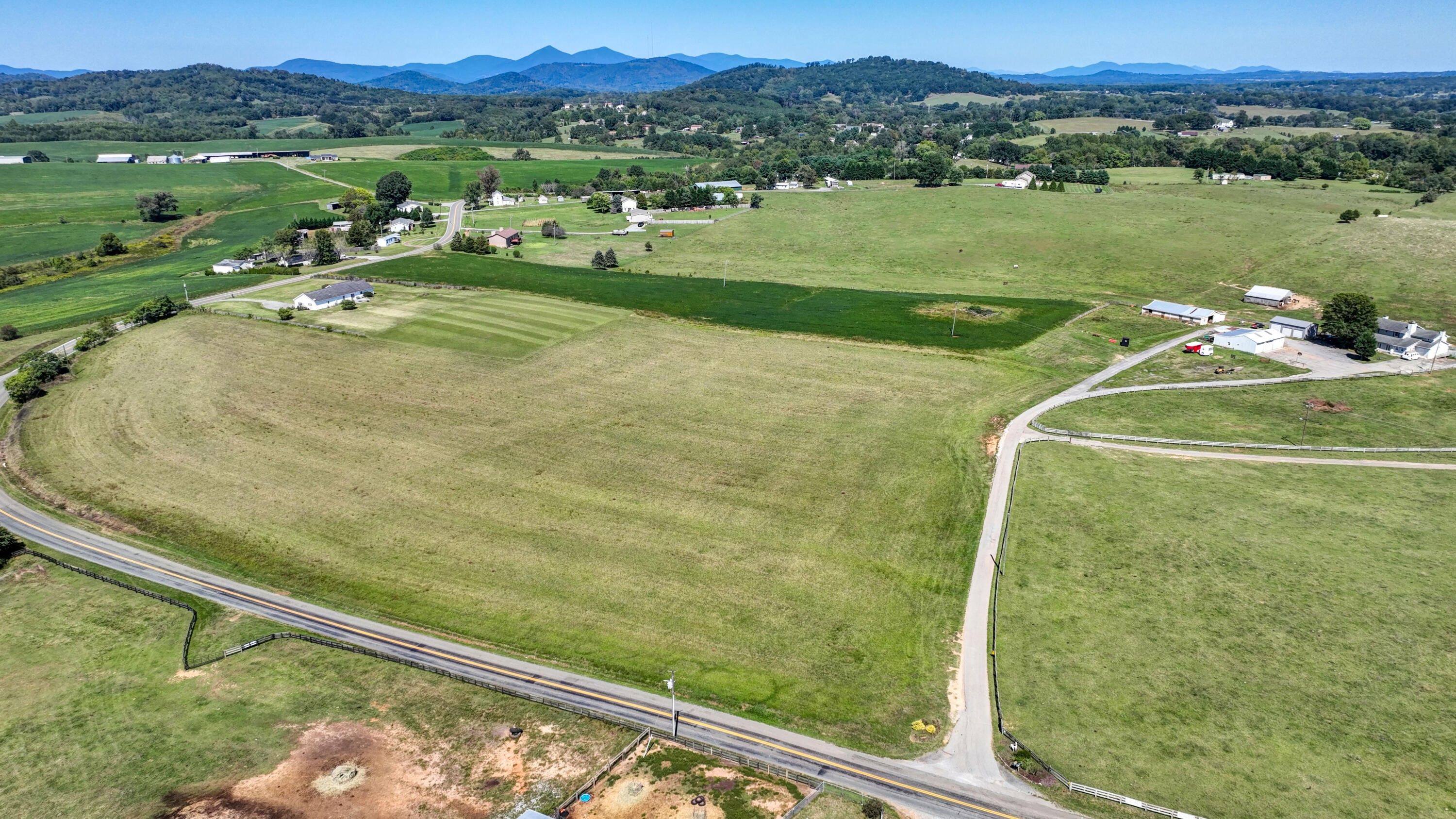 1.5 acres in Bedford County, Virginia