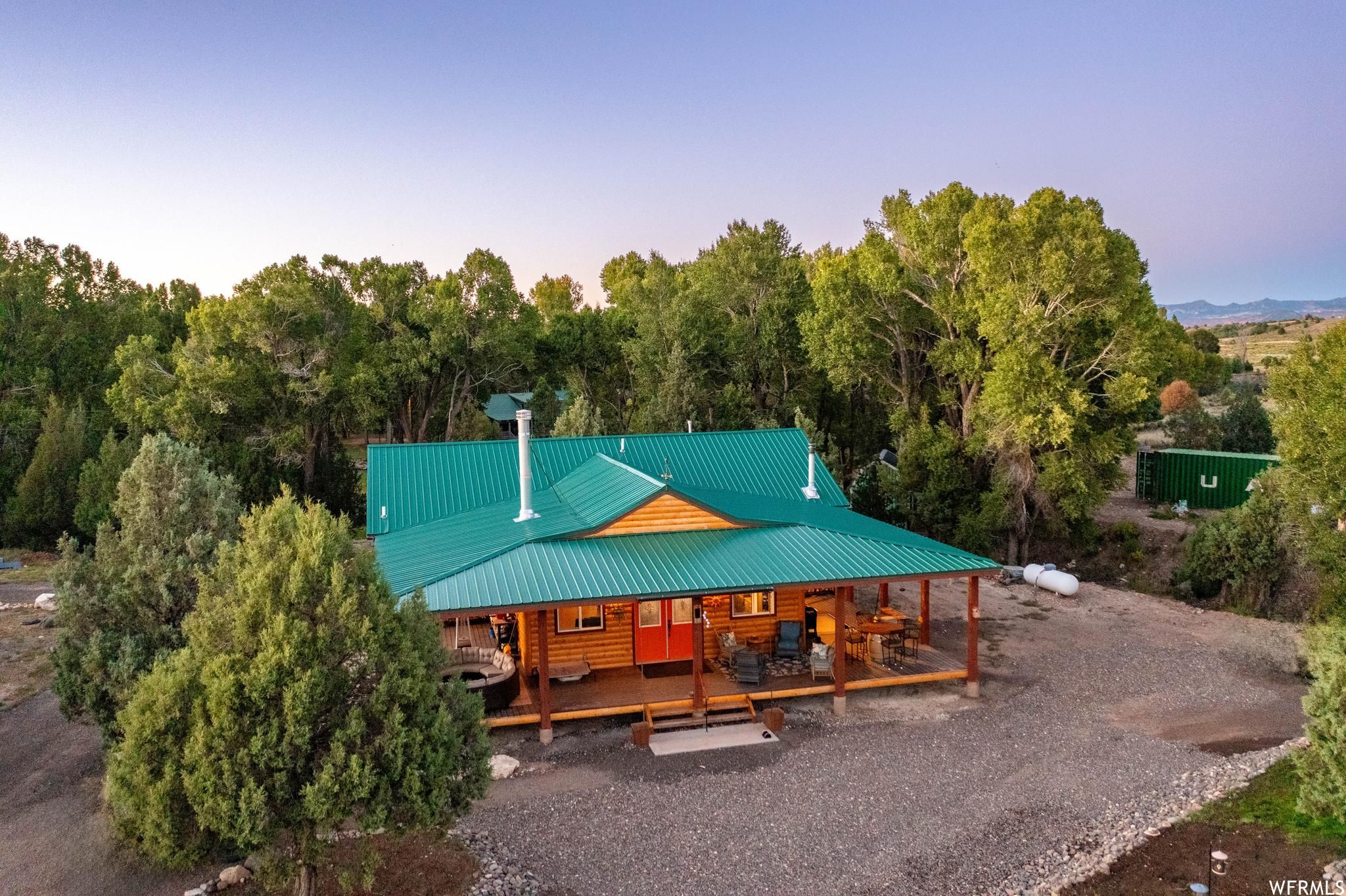 820 S Trout St, Hatch, UT 84735 MLS 1899323