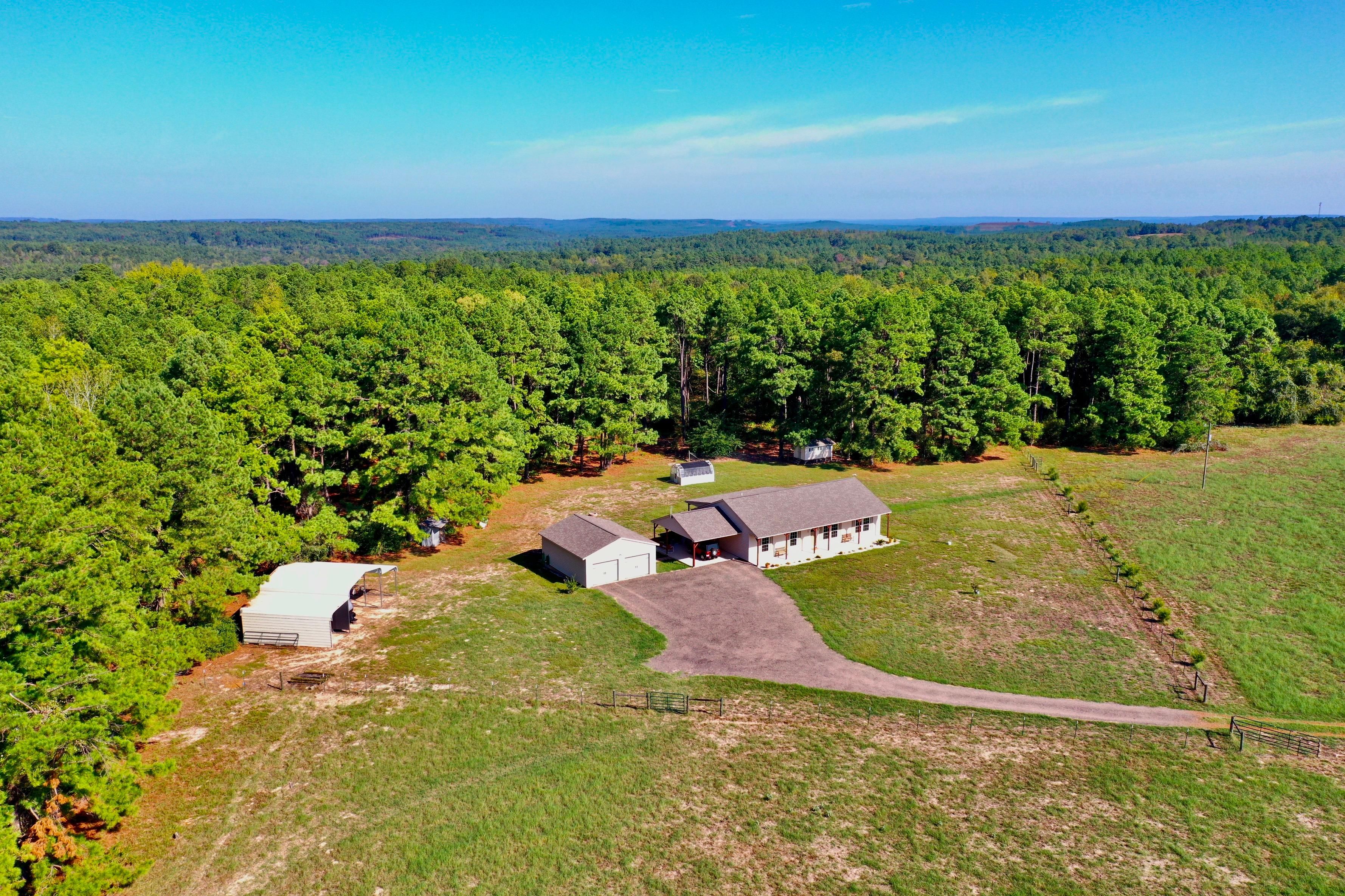 18 acres in Anderson County, Texas