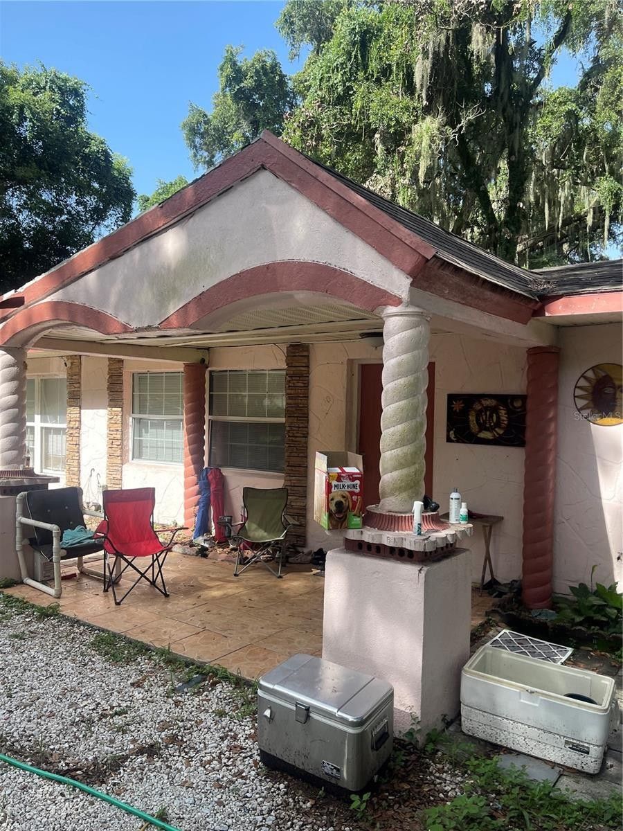 2 acres in Hillsborough County, Florida